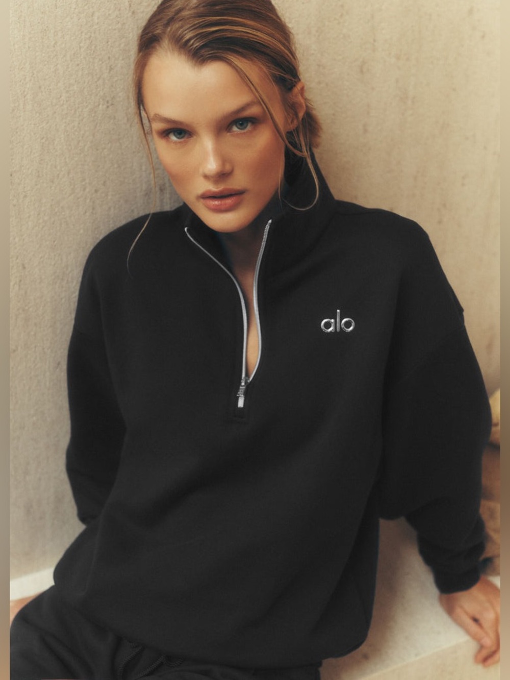 NWT Alo Accolade Quarter Zip
Pullover XLarge  Black
